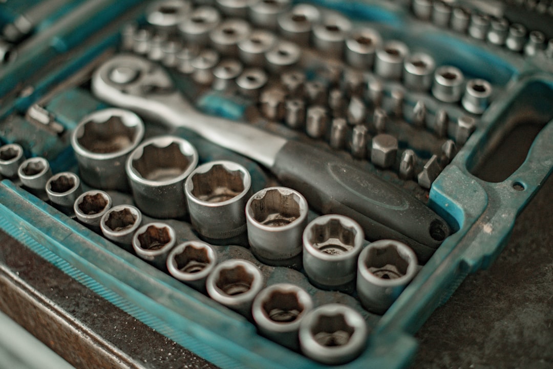 Mobile mechanic's tools laid out at a Jackson, TN job